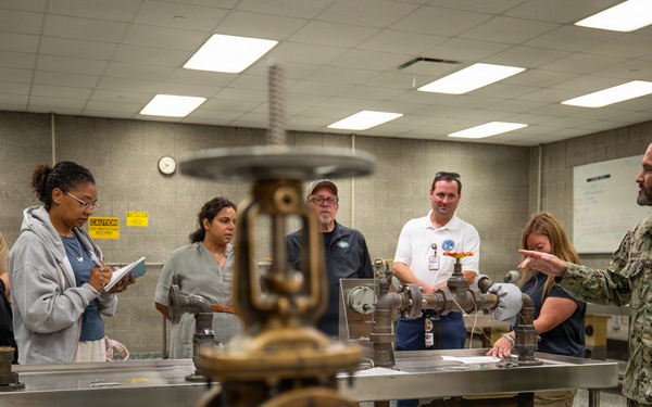 NTAG Empire State tours SWESC Training Facilities as part of an Educator Orientation Visit