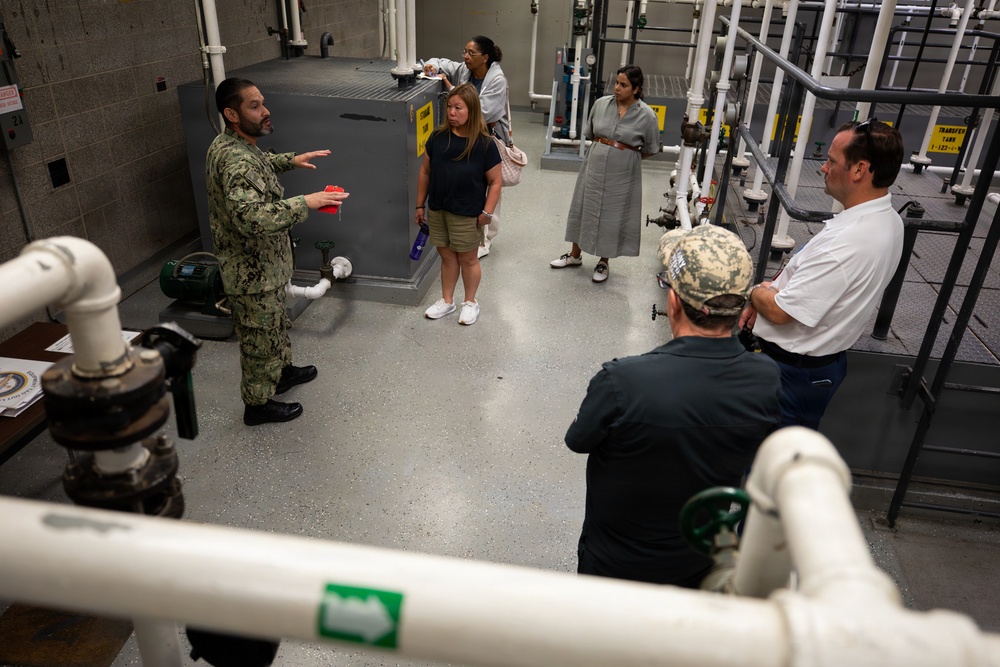 NTAG Empire State tours SWESC Training Facilities as part of an Educator Orientation Visit