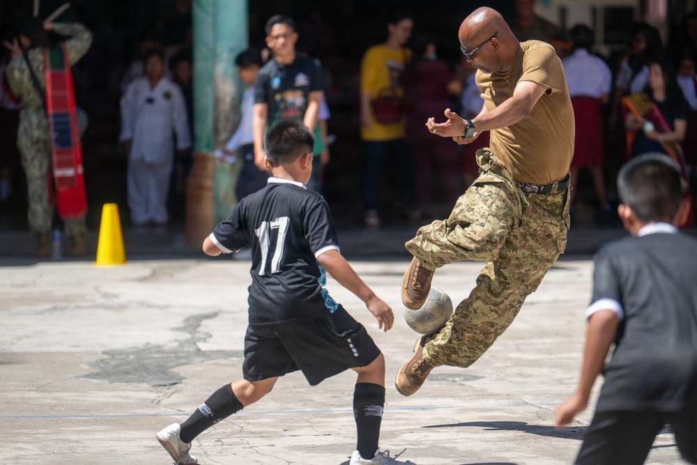 Pacific Partnership 2026 visits SD Tri Ranta Sibolga Primary School