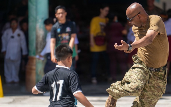 Pacific Partnership 2026 visits SD Tri Ranta Sibolga Primary School