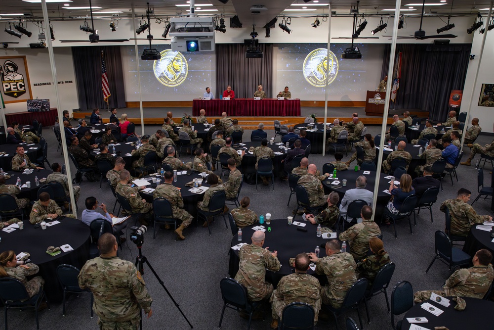 CNGB, Arkansas TAG and Guatemalan Minister of Defense observe Cyber Shield training.