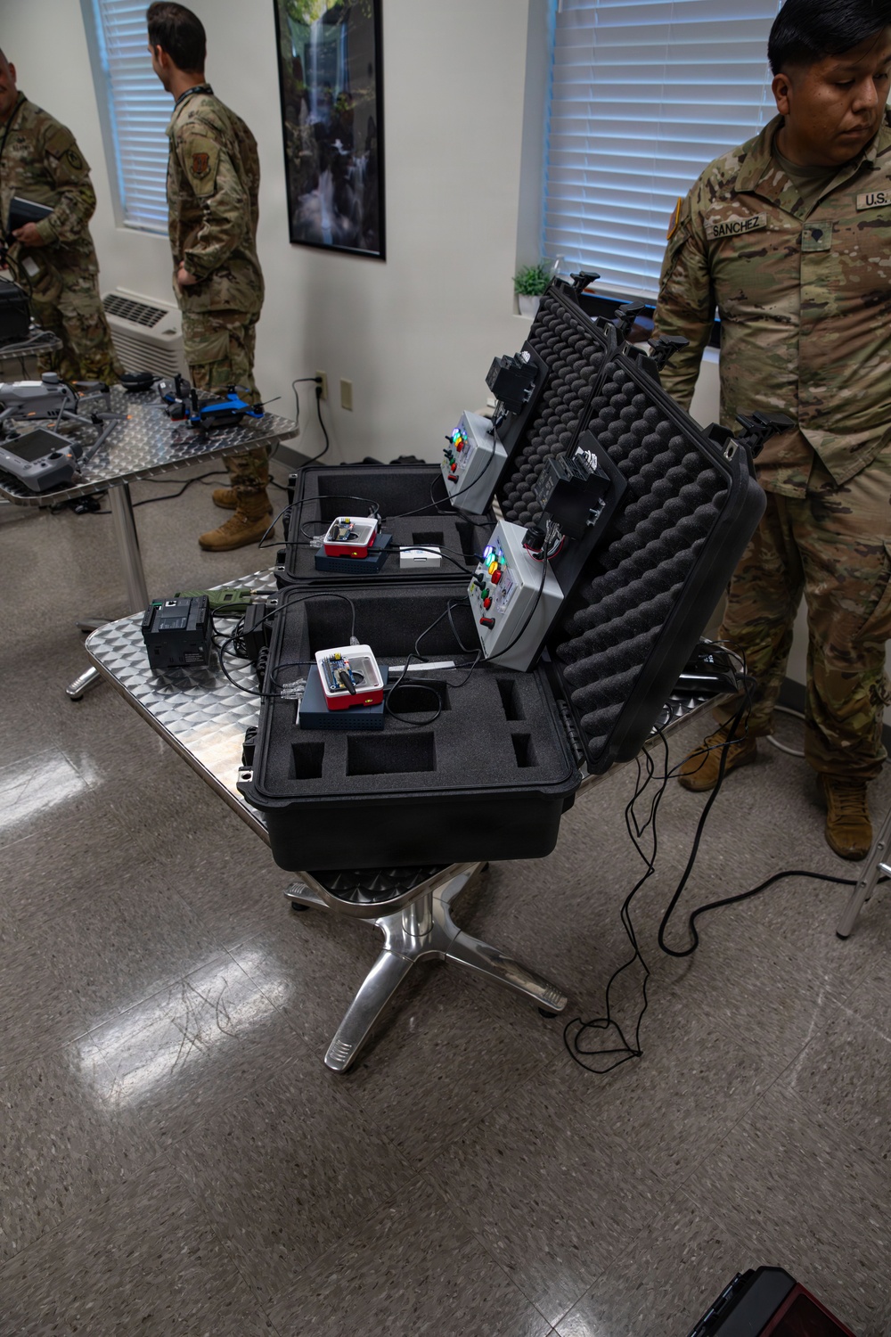 CNGB, Arkansas TAG and Guatemalan Minister of Defense observe Cyber Shield training.