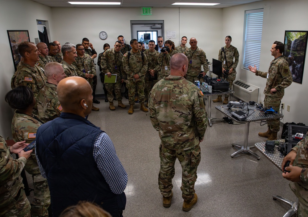 CNGB, Arkansas TAG and Guatemalan Minister of Defense observe Cyber Shield training.