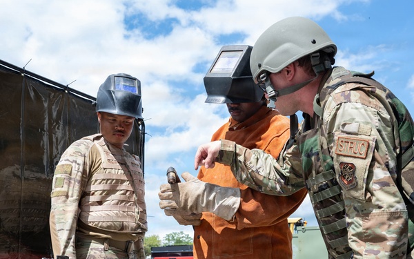 436th CES Structures Airmen perfect the build