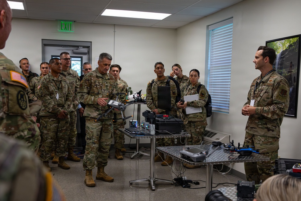 CNGB, Arkansas TAG and Guatemalan Minister of Defense observe Cyber Shield training.
