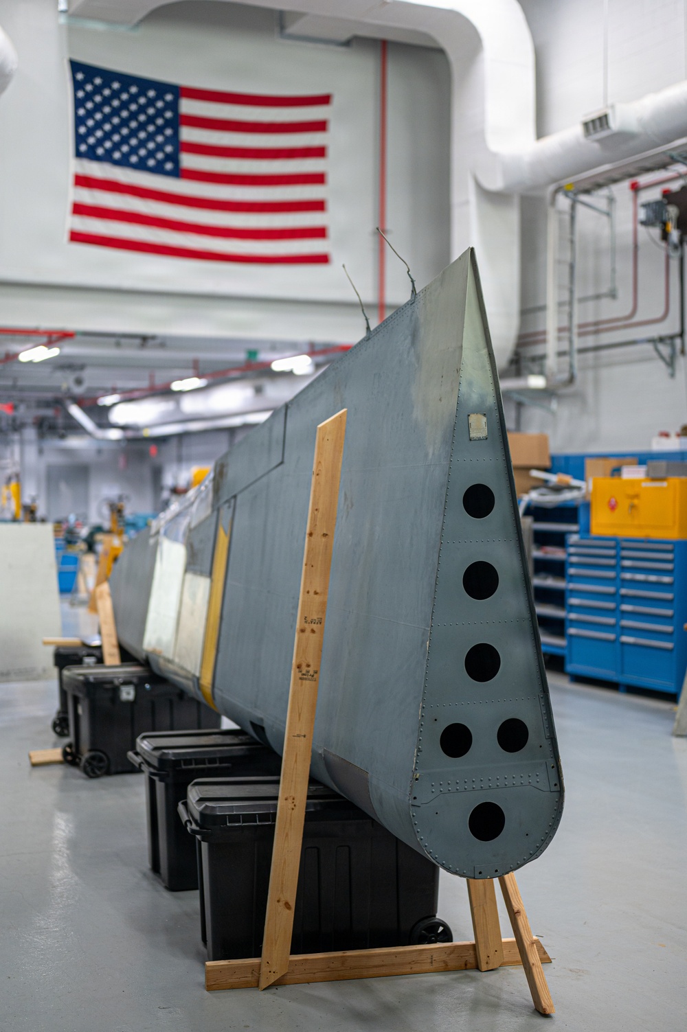 911 AW prepares C-130 tail mounting
