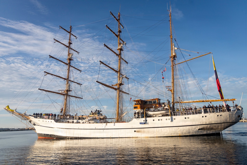 BAE Guayas Arrives at Naval Station Mayport