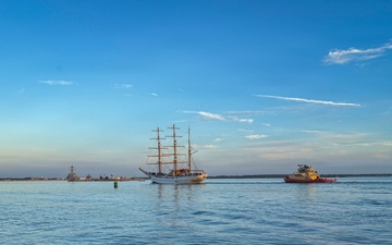 BAE Guayas Arrives at Naval Station Mayport