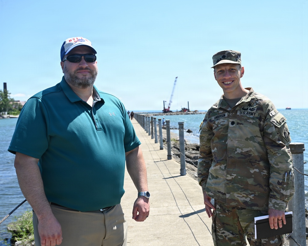 Buffalo District Leadership Visits Bird Island Pier Project Site