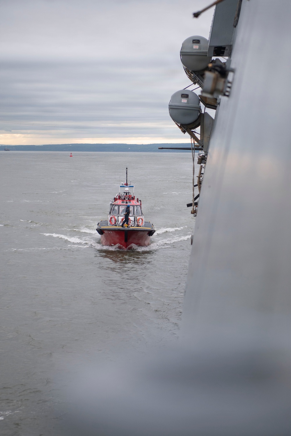 USS Mahan Arrives in Quebec City for Rendez-vous naval de Québec
