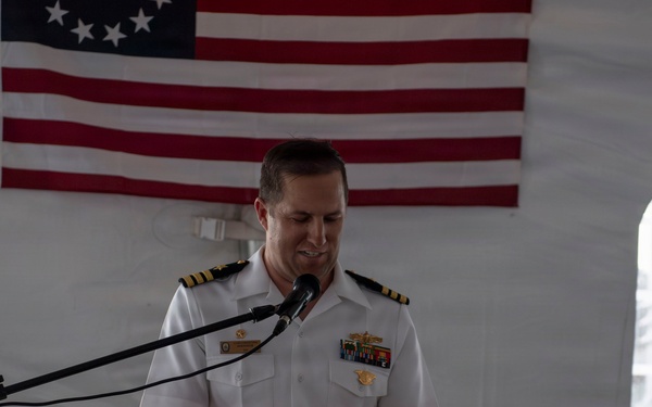 USS Mahan Hosts Consulate Reception