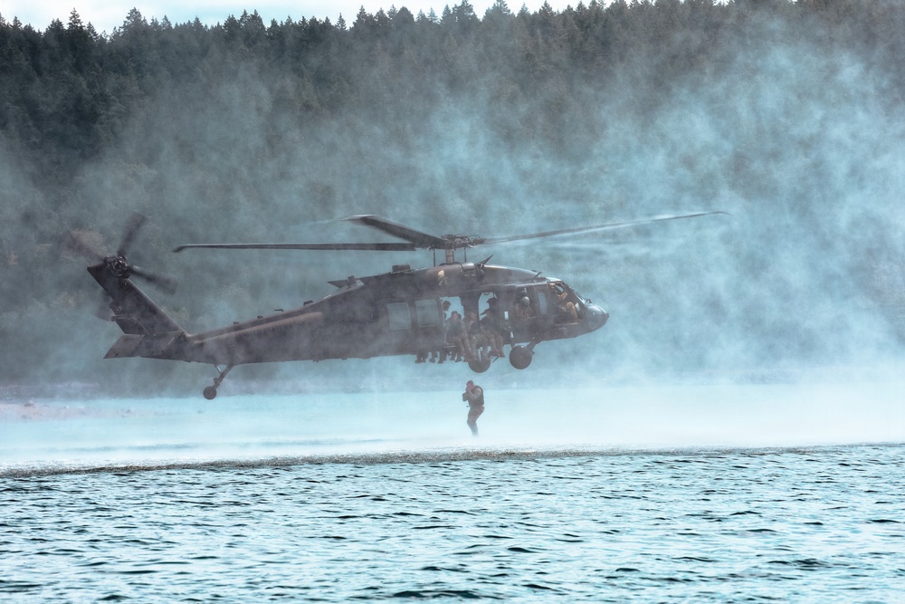 USARPAC Best Squad Competition 2026: Helocast and Zodiac Paddle