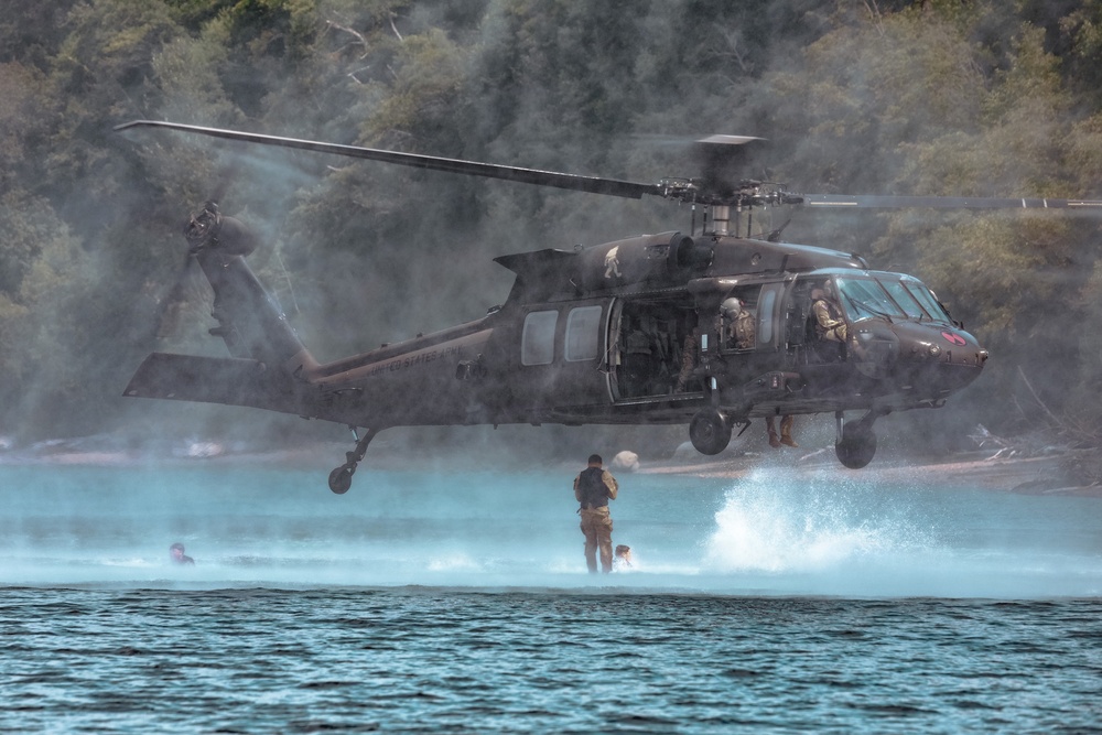 USARPAC Best Squad Competition 2026: Helocast and Zodiac Paddle
