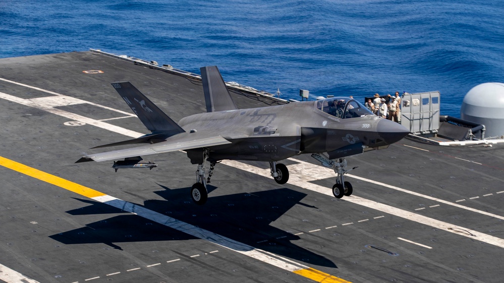 USS George Washington Conducts Flight Operations