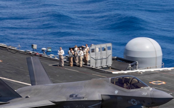 USS George Washington ConductsFlight Operations