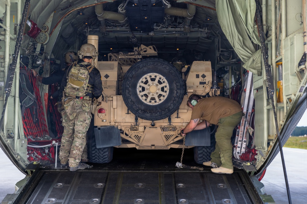 U.S. Special Forces Conduct Joint Branch Mission During Storm Flag at Camp Lejeune