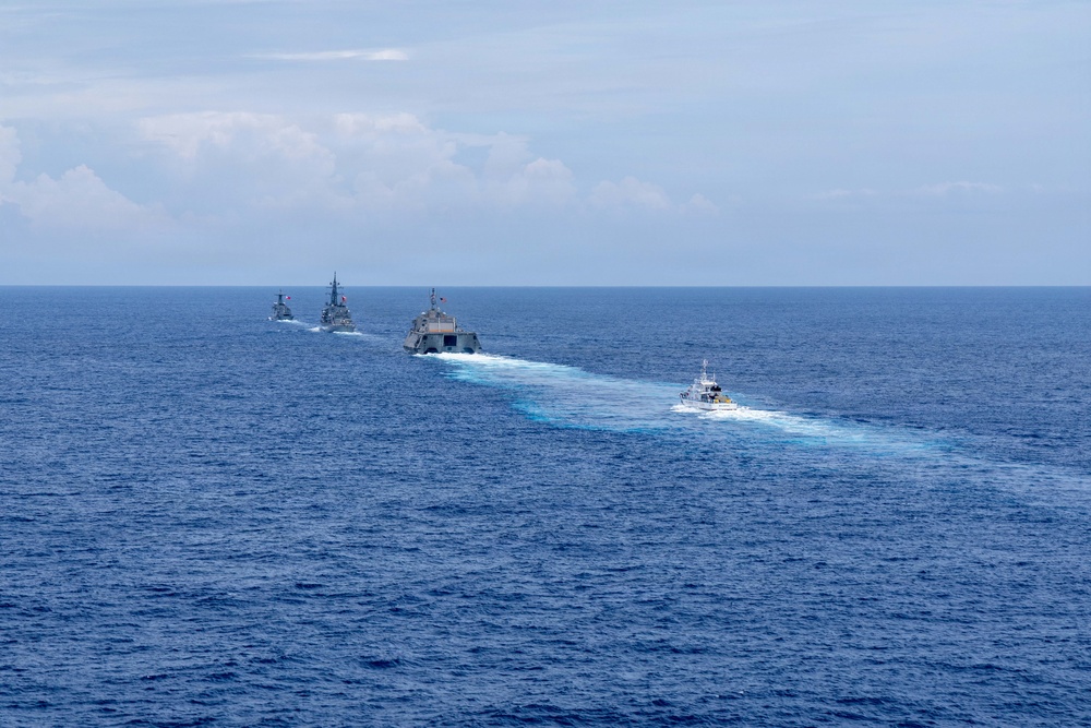 USS Santa Barbara Conducts PHOTOEX with Philippine Navy, Japan Maritime Self-Defense Forces