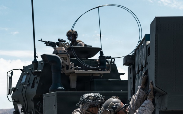 1/11 Launches HIMARS during SLTE 4-26