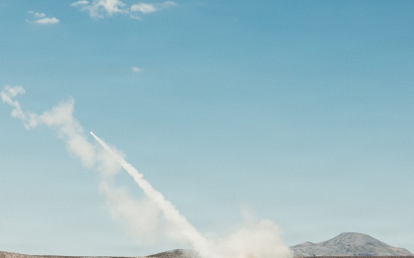 1/11 Launches HIMARS during SLTE 4-26