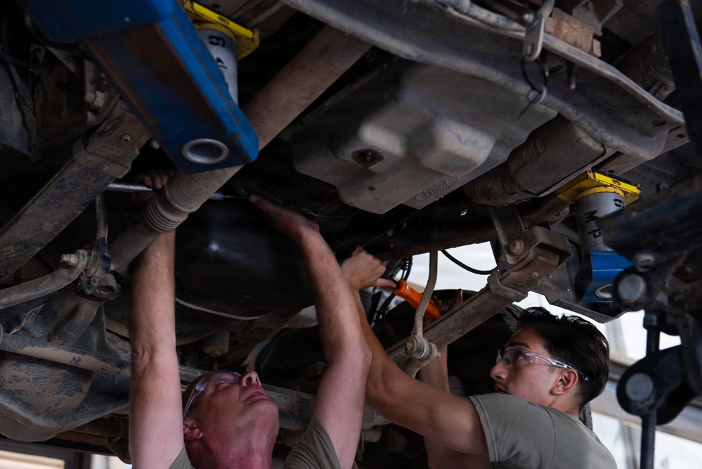 163d Vehicle Maintenance