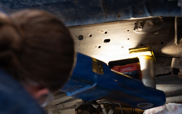 163d Vehicle Maintenance