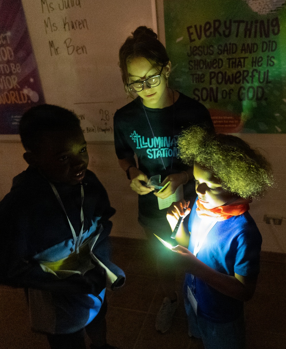 Fort Knox chaplains, volunteers light the way to Vacation Bible School for 150+ children