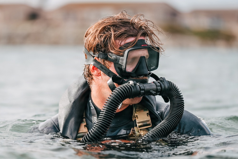 10th Special Forces Group (Airborne) Dive Training