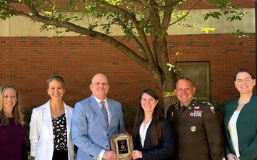 DoW recognizes top defense contracting professionals for innovation and teamwork