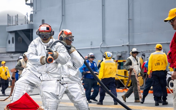 RIMPAC 2026: USS Essex (LHD 2) conducts joint firefighting drill