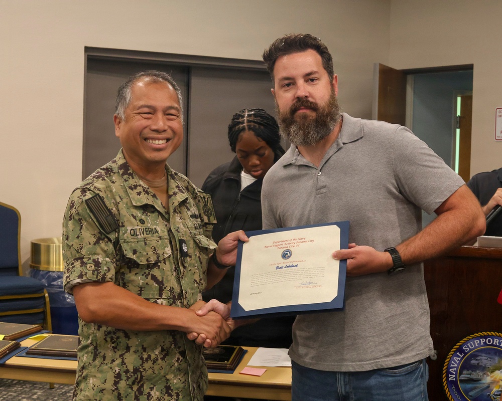 NSA Panama City holds All Hands Call, Presents Awards