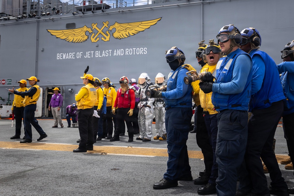 RIMPAC 2026: USS Essex (LHD 2) conducts joint firefighting drill