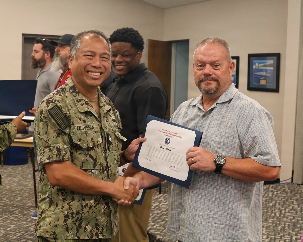 NSA Panama City holds All Hands Call, Presents Awards