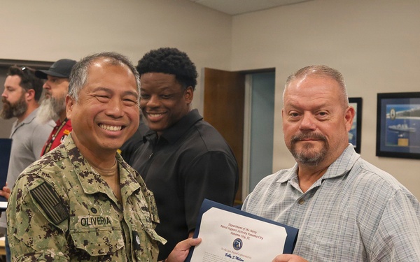 NSA Panama City holds All Hands Call, Presents Awards