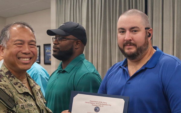 NSA Panama City holds All Hands Call, Presents Awards