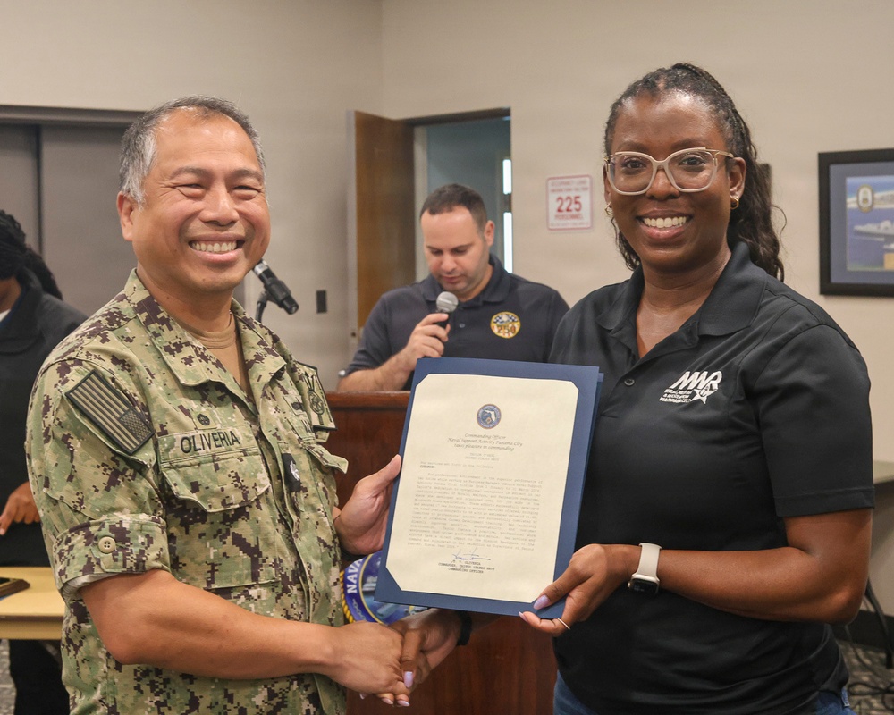 NSA Panama City holds All Hands Call, Presents Awards