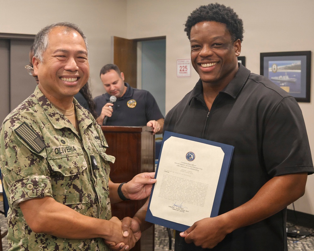 NSA Panama City holds All Hands Call, Presents Awards