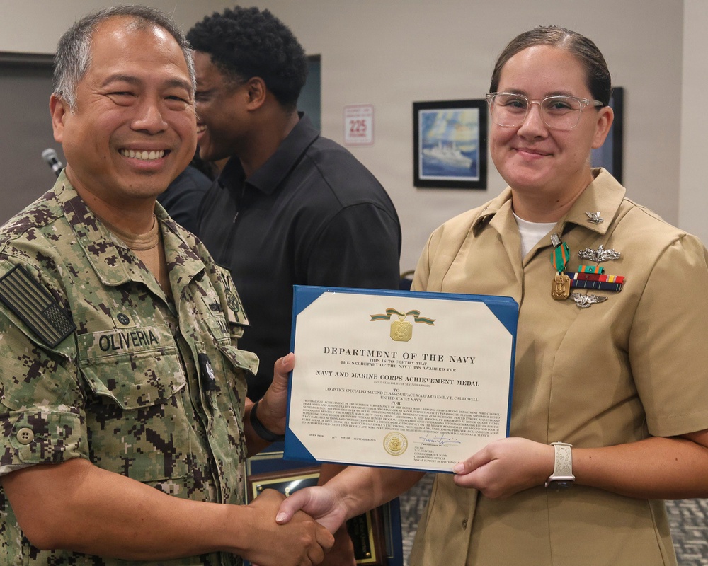 NSA Panama City holds All Hands Call, Presents Awards