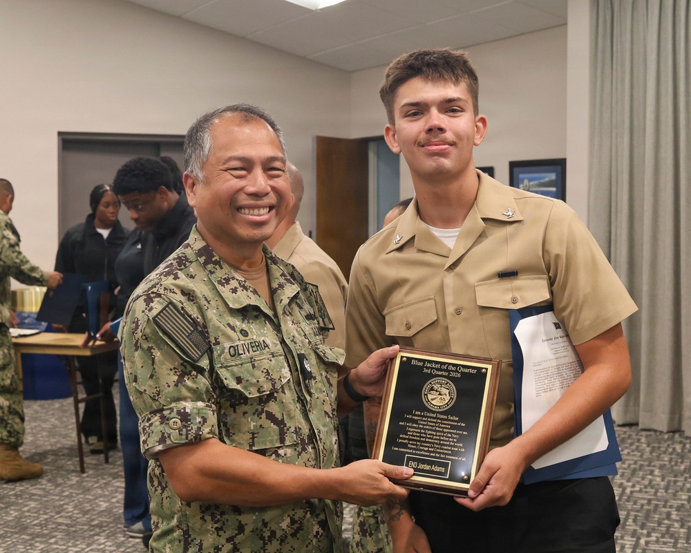 NSA Panama City holds All Hands Call, Presents Awards