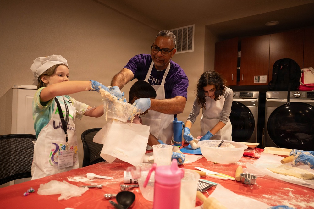 EFMP camp teaches military kids to cook