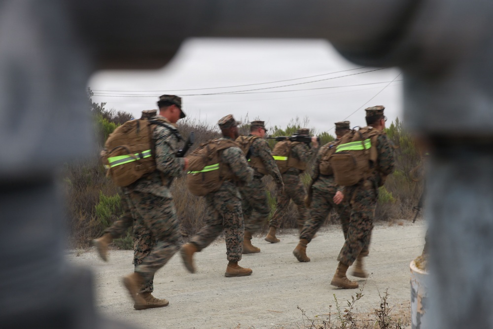 9th Communications Battalion executes 3-mile hike