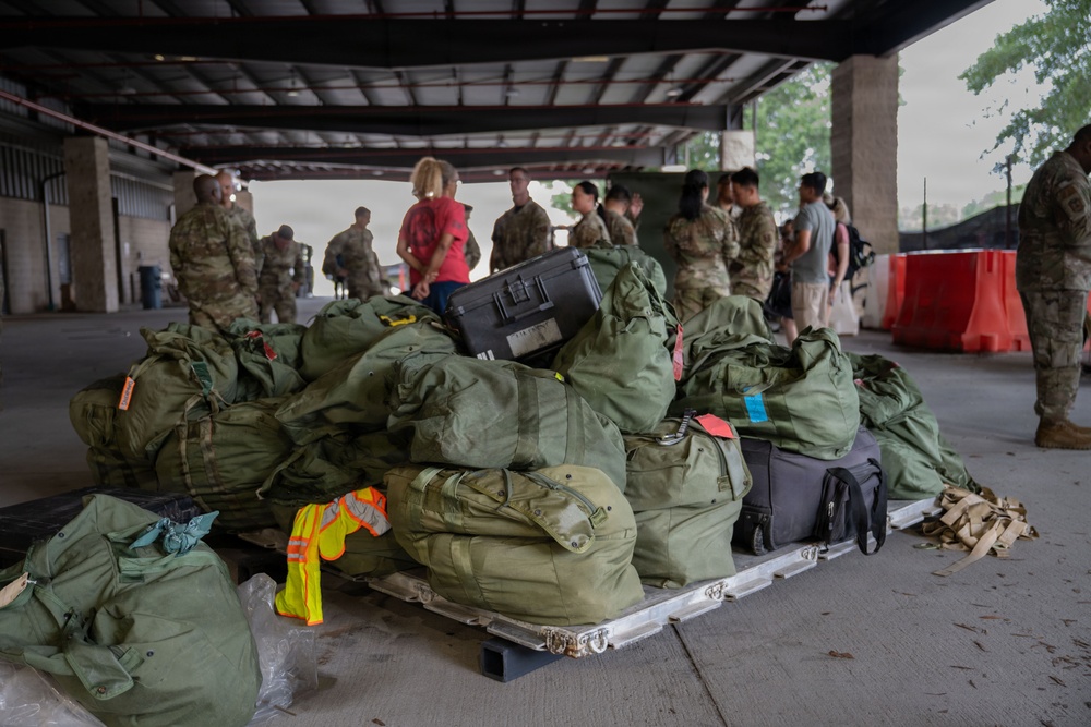 1 SOW Airmen return home from deployment