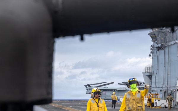 RIMPAC 2026: 25th CAB UH-60 Black Hawk conducts deck landing qualifications