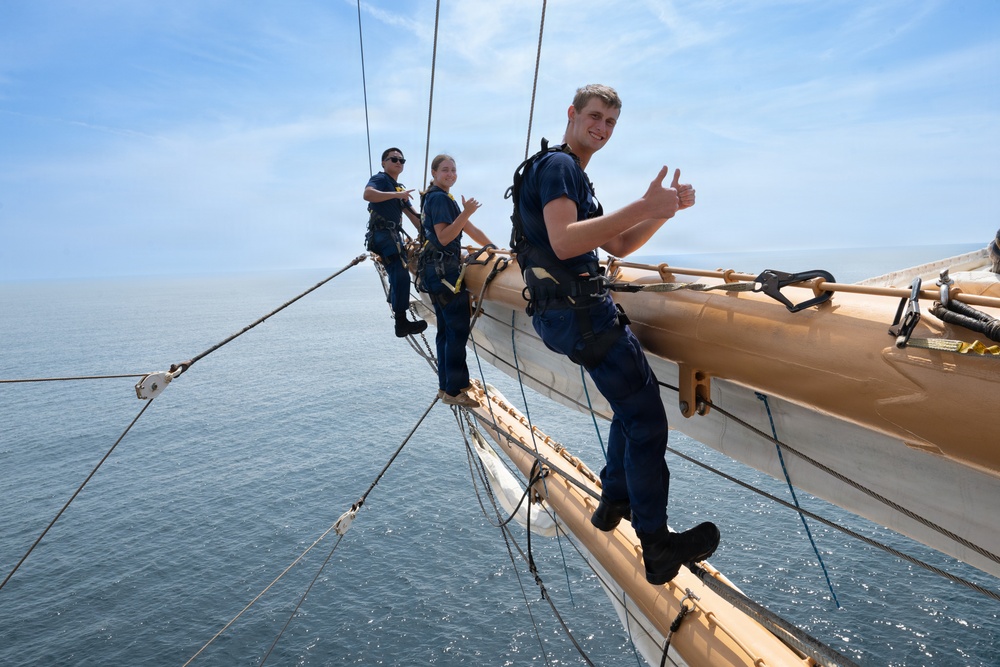 USCGC Eagle cadets work aloft