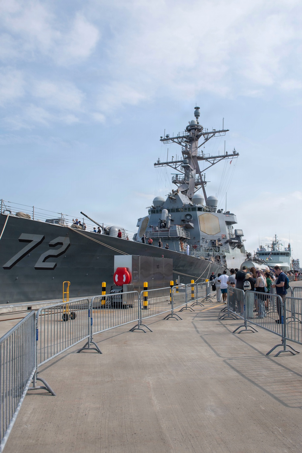 Visitors Tour USS Mahan During Rendez-vous Naval de Quebec (RVNQ) 2026