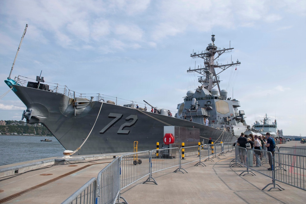 Visitors Tour USS Mahan During Rendez-vous Naval de Quebec (RVNQ) 2026
