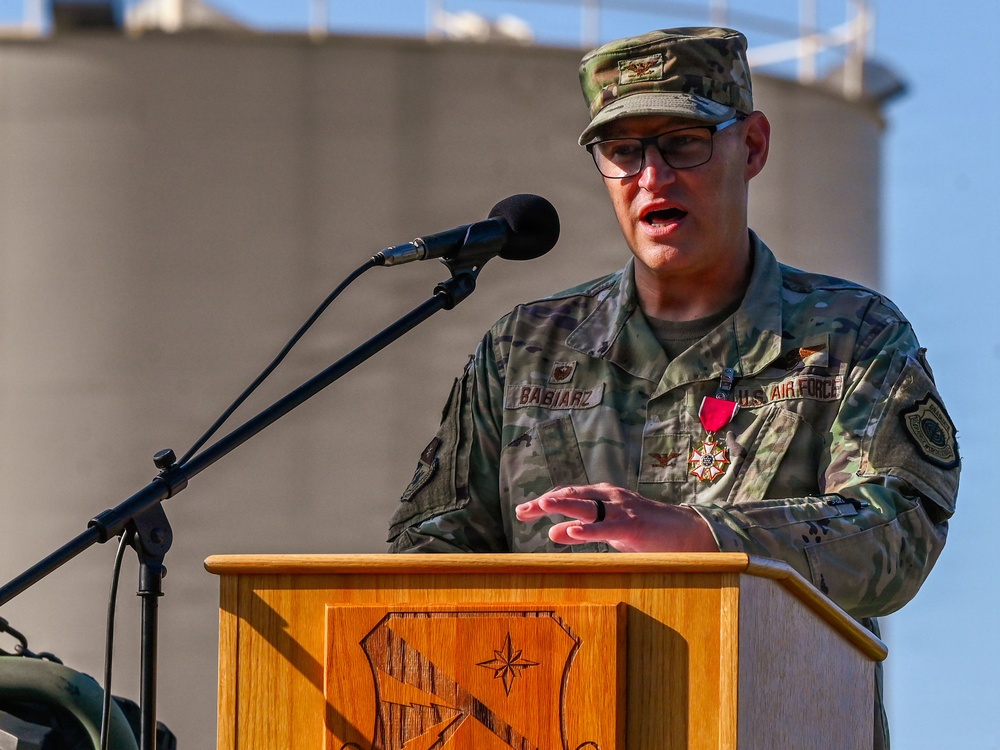 552nd Air Control Group Welcomes New Commander