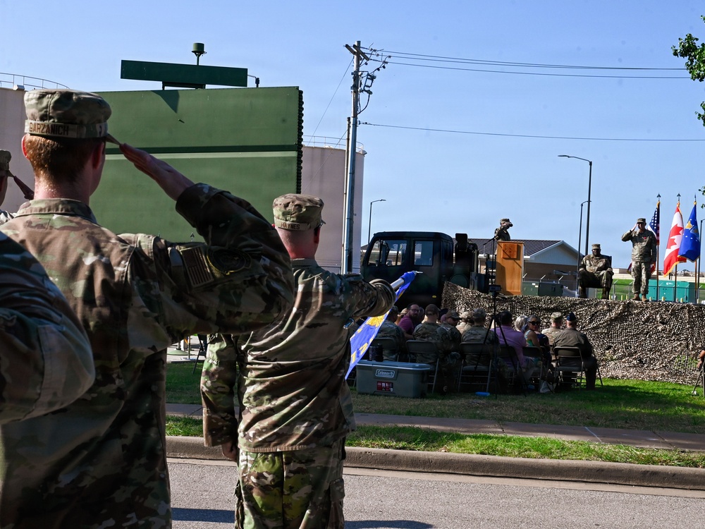 552nd Air Control Group Welcomes New Commander