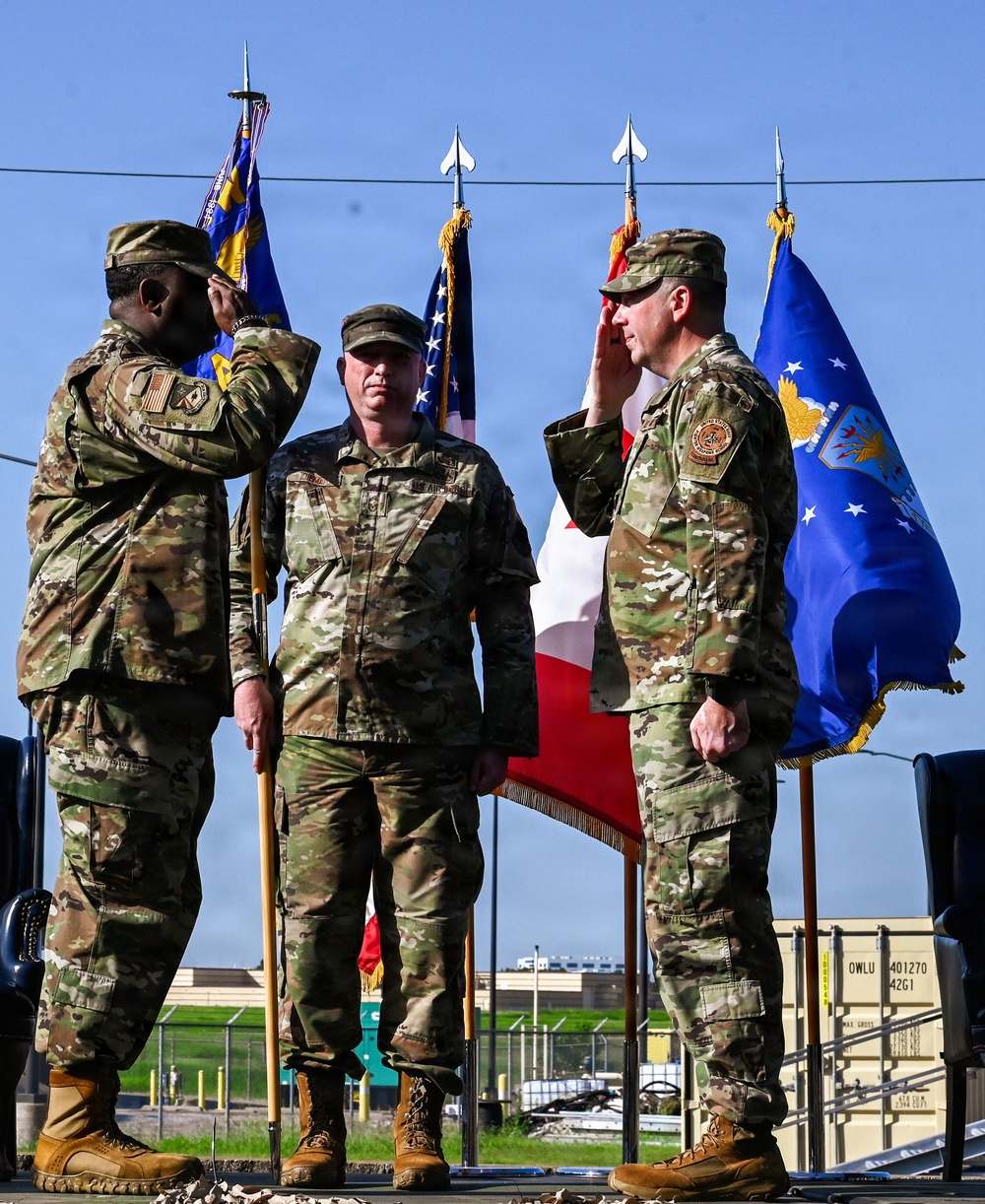552nd Air Control Group Welcomes New Commander
