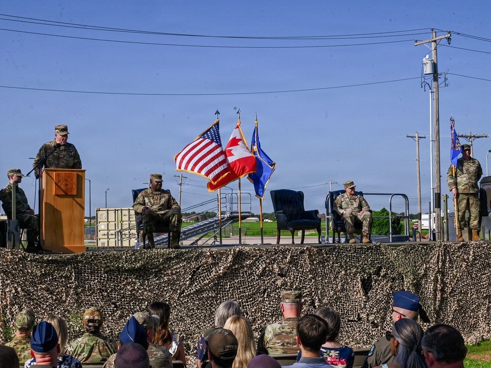 552nd Air Control Group Welcomes New Commander