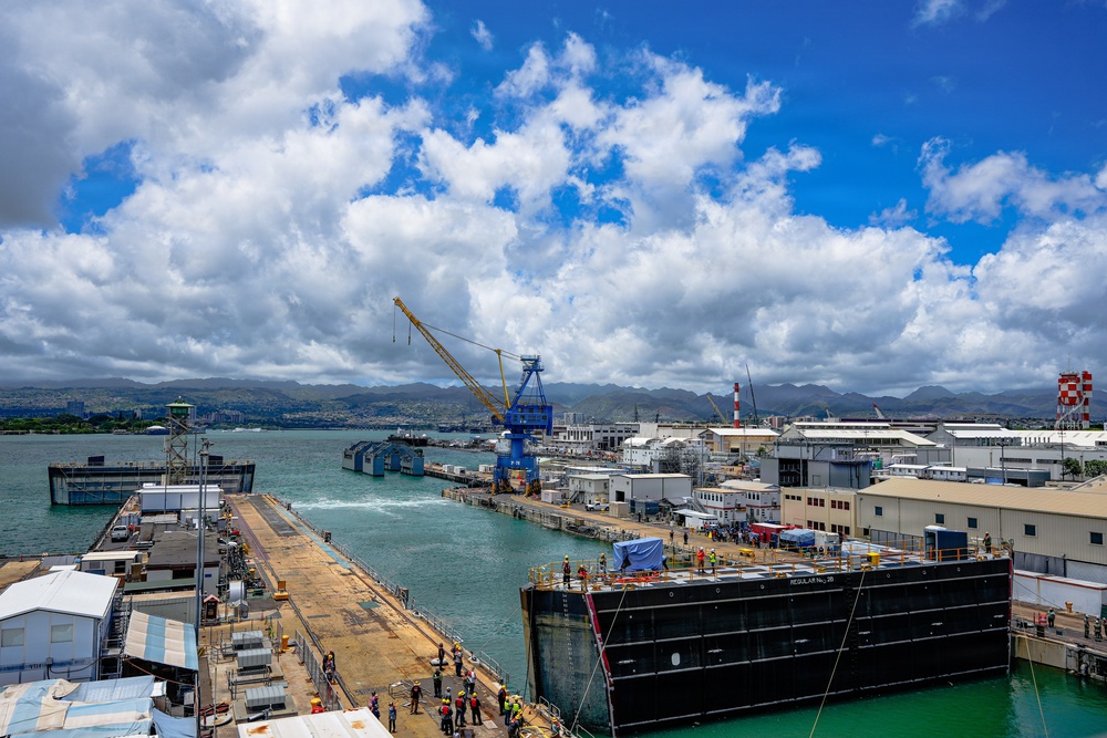 USS Illinois successfully undocks at Pearl Harbor Naval Shipyard